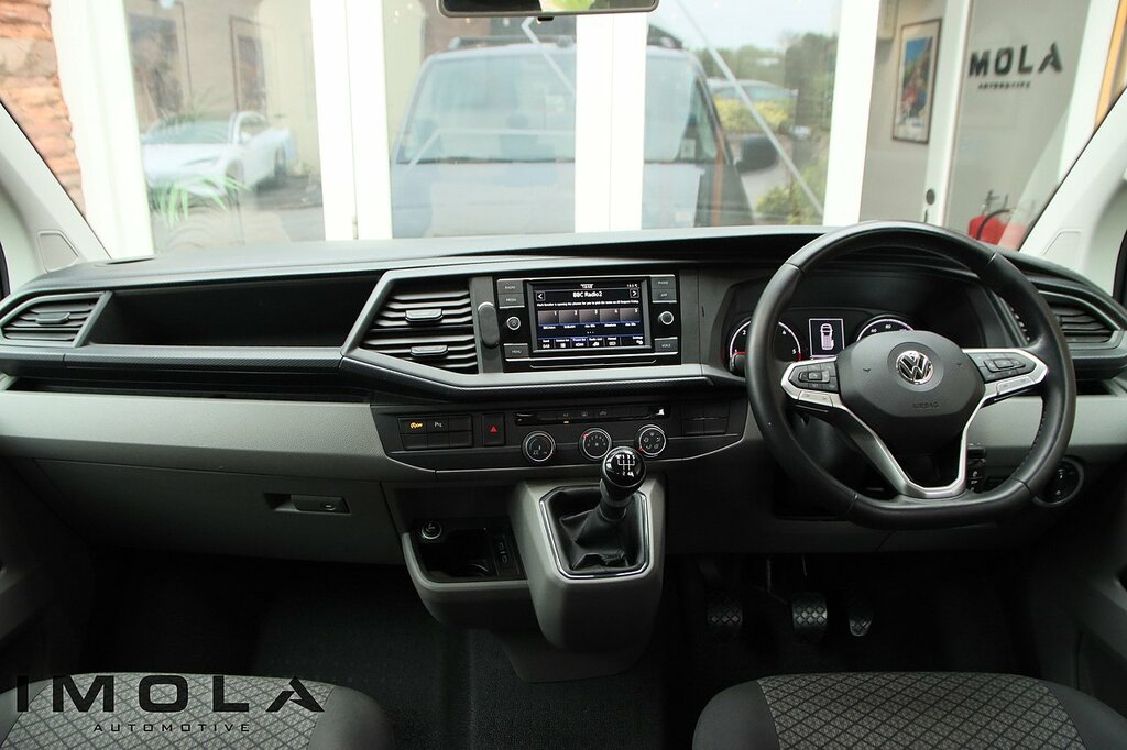 Volkswagen Transporter Shuttle 2L Se Grey #36