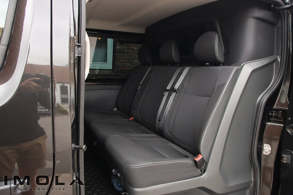 Renault Trafic 2.0 Dci Blue Ll30 Sport Crew Van Double Cab 6Dr Di Black #4