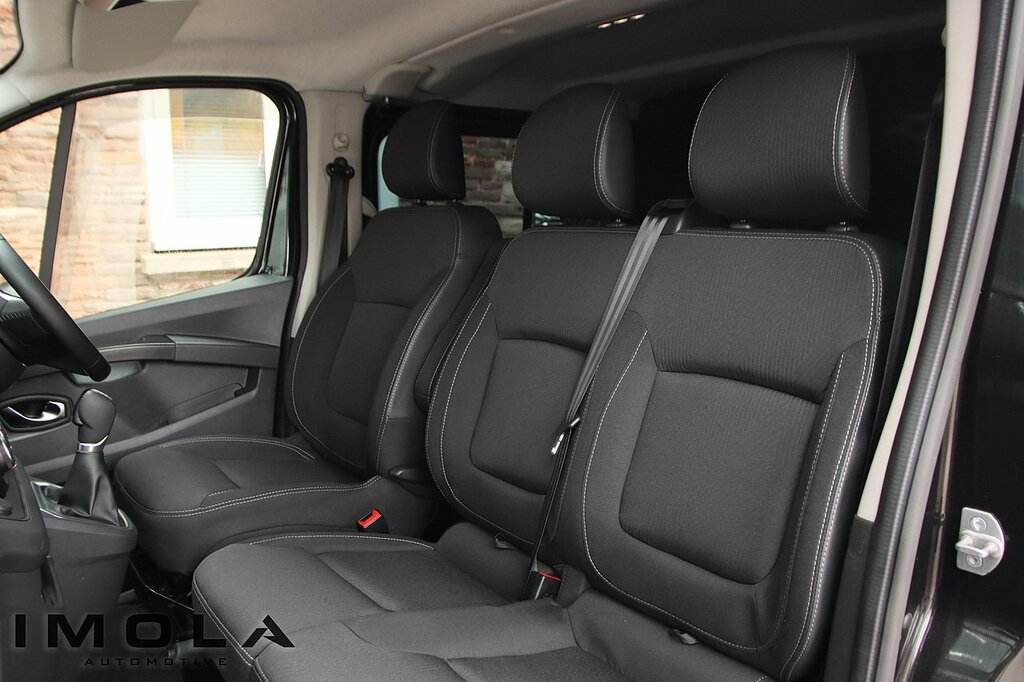 Renault Trafic 2.0 Dci Blue Ll30 Sport Crew Van Double Cab 6Dr Di Black #3