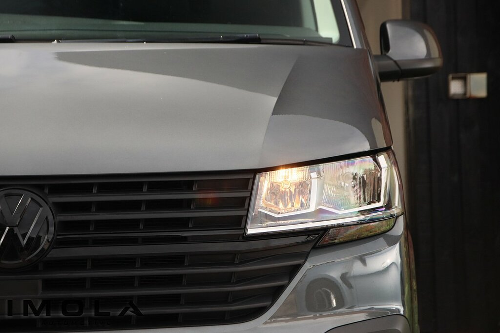 Volkswagen Transporter 2L Startline Black #11