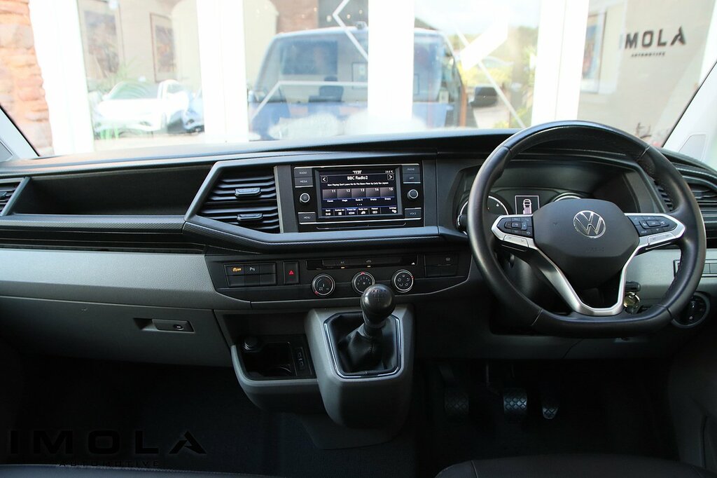 Volkswagen Transporter 2L Startline Black #34