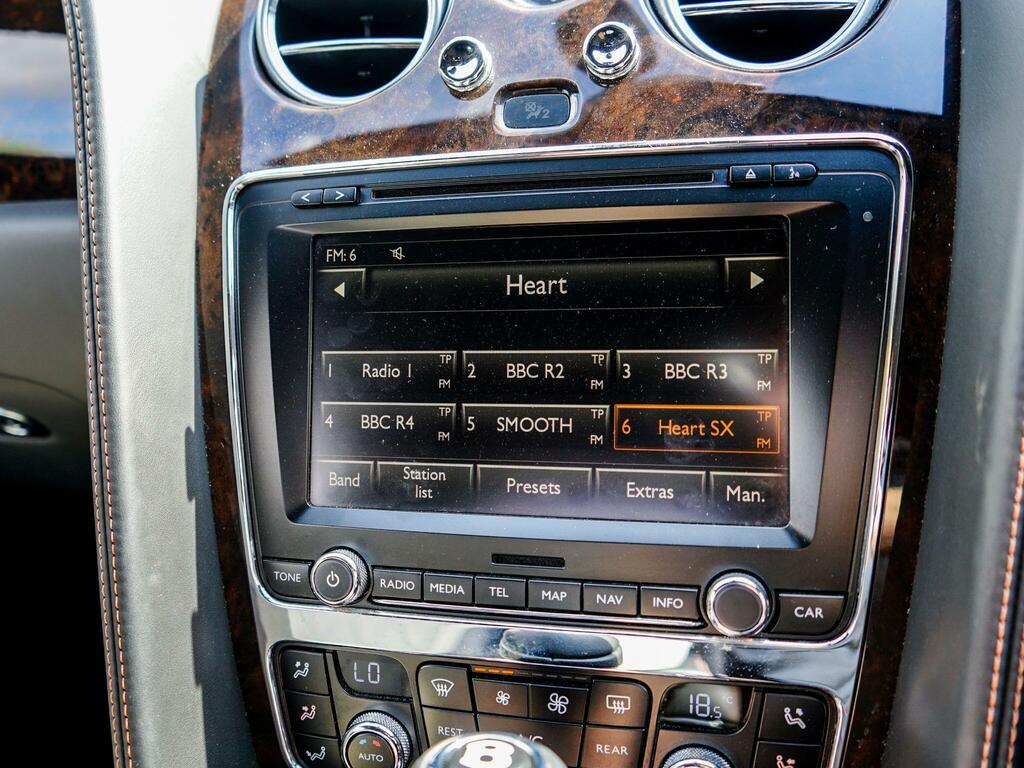Bentley Continental Flying Spur Speed 4-Door Black #27