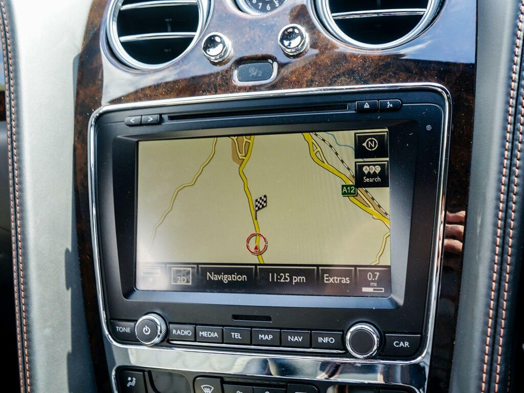 Bentley Continental Flying Spur Speed 4-Door Black #26
