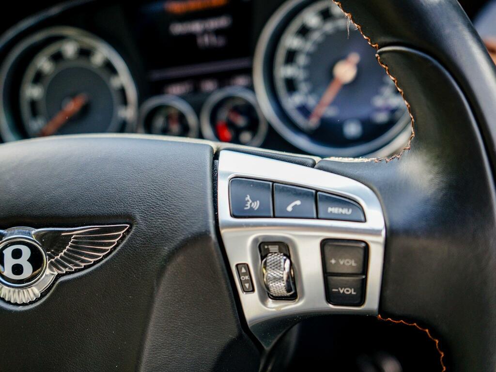 Bentley Continental Flying Spur Speed 4-Door Black #33