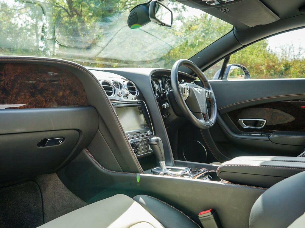 Bentley Continental Flying Spur Speed 4-Door Black #14