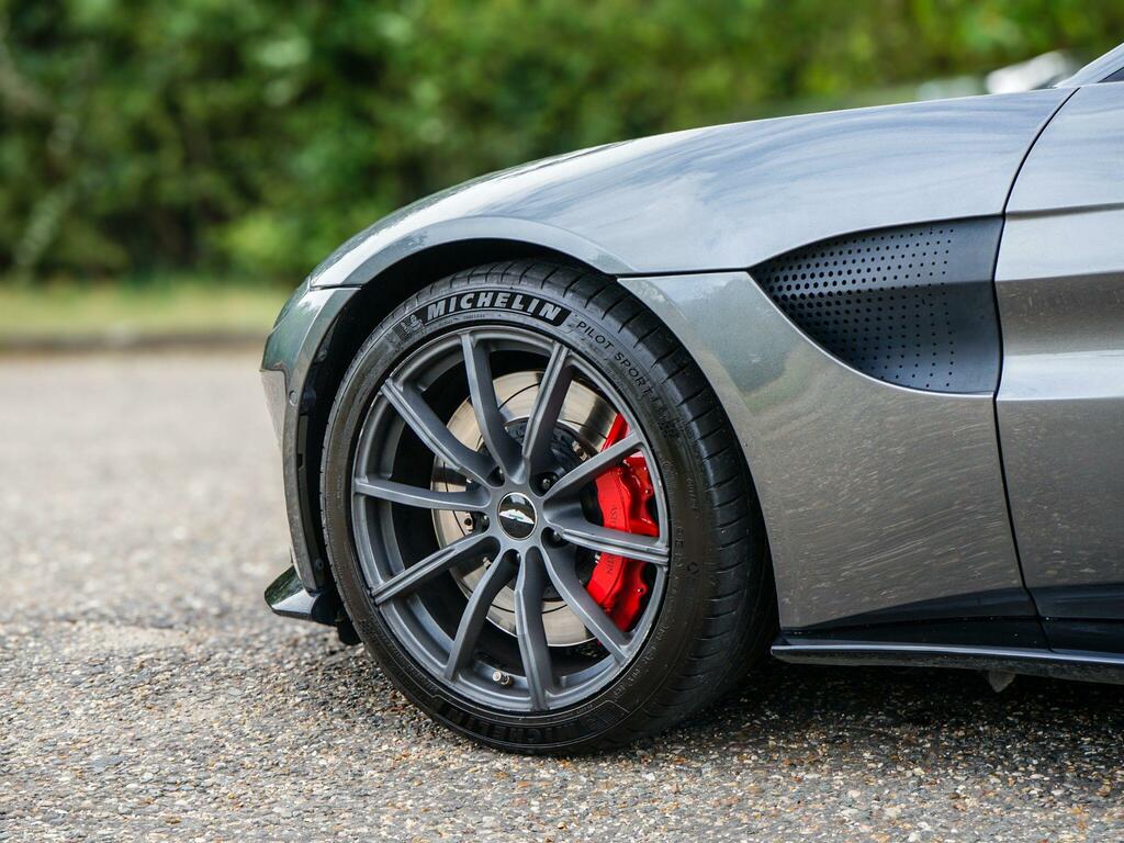 Aston Martin Vantage V8 Silver #5
