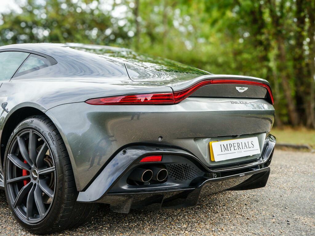 Aston Martin Vantage V8 Green #9