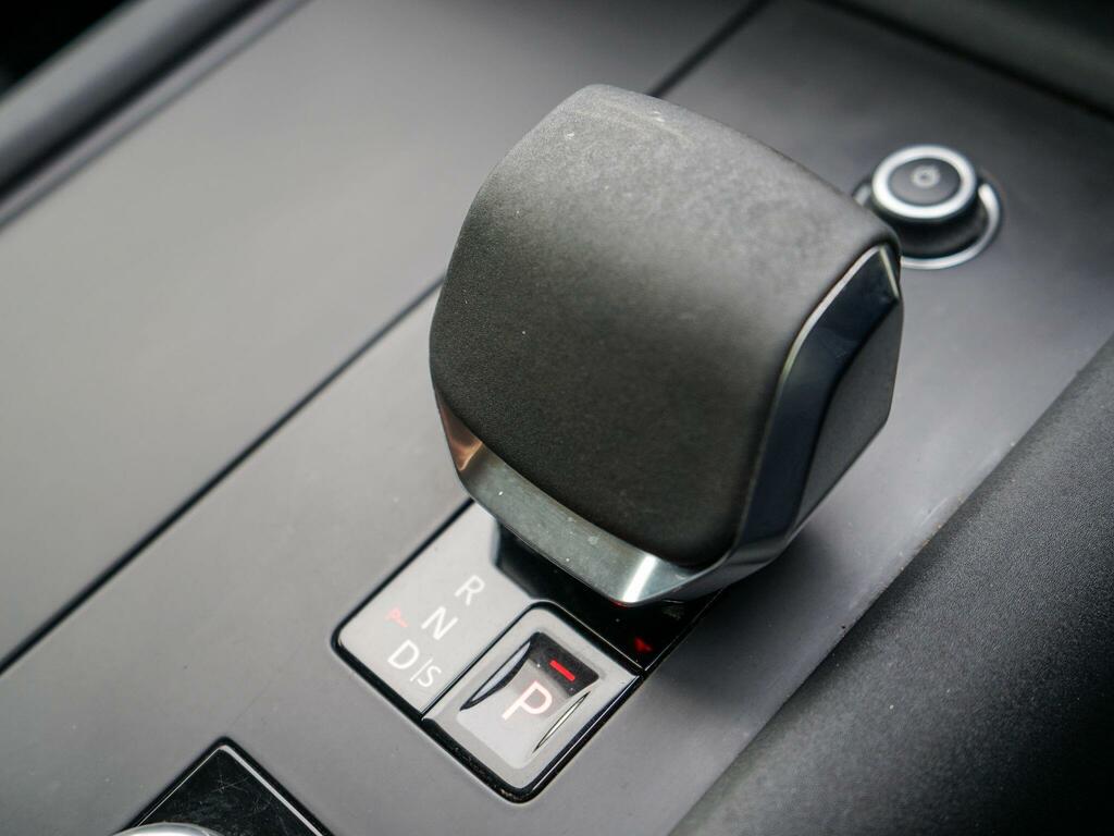 Land Rover Discovery 3 Discovery R-dynamic Hse D Mhev Black #33