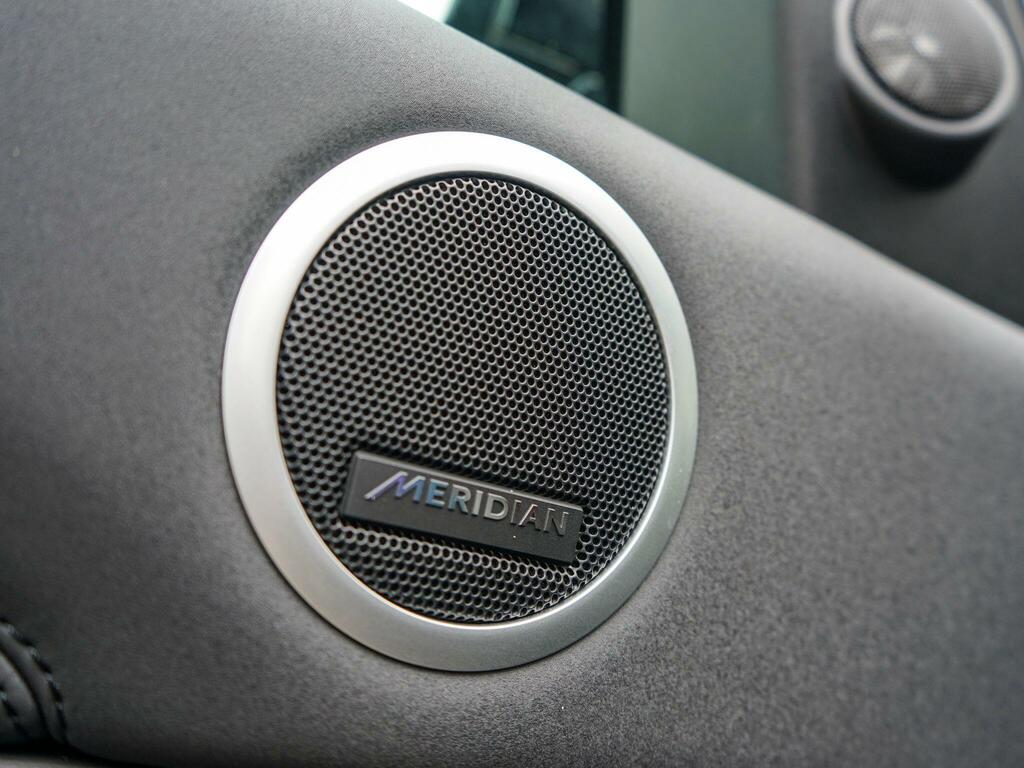 Land Rover Discovery 3 Discovery R-dynamic Hse D Mhev Black #17