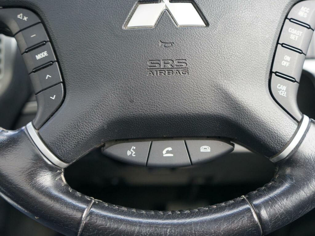 Mitsubishi Shogun 3.2 Di-dc Barbarian Swb 3-Dr Station Wagon  #31