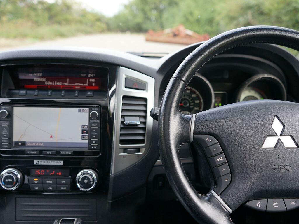Mitsubishi Shogun 3.2 Di-dc Barbarian Swb 3-Dr Station Wagon  #8