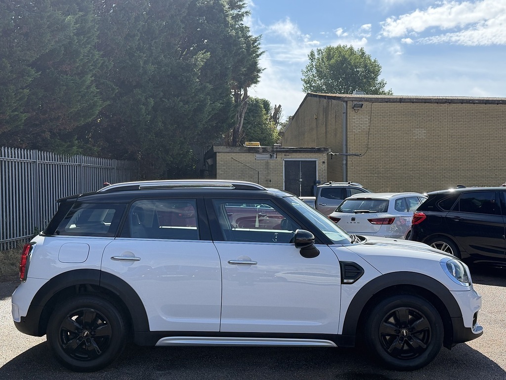 Mini Countryman Cooper White #4