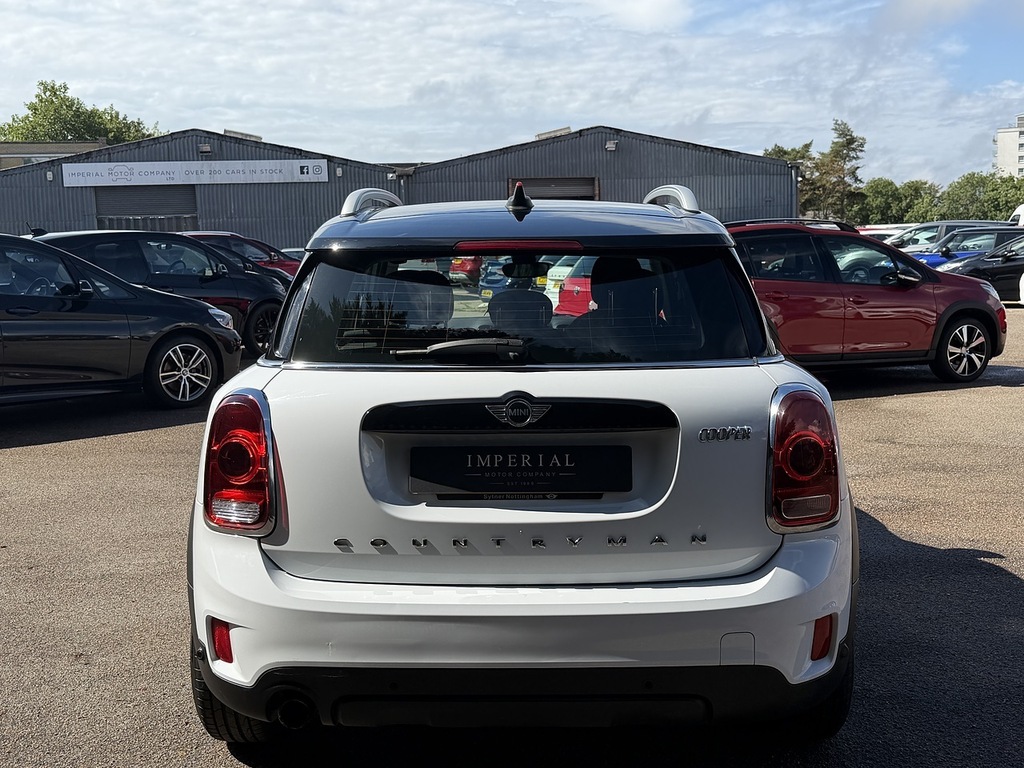 Mini Countryman Cooper White #6