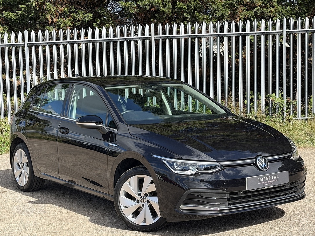Volkswagen Golf Tsi Style Black
