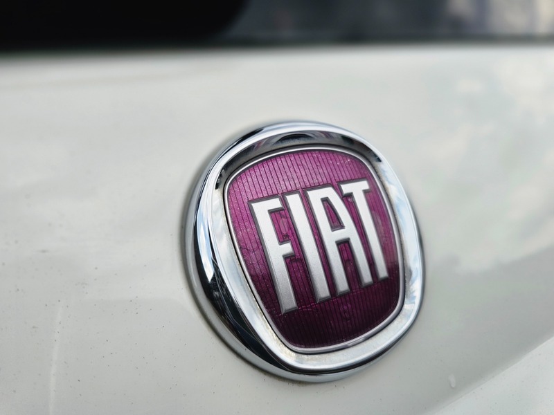Fiat 500 Lounge White #23