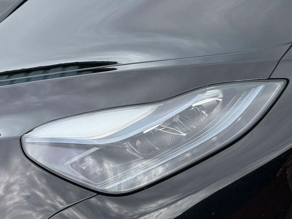 Tesla Model Y Long Range Black #5