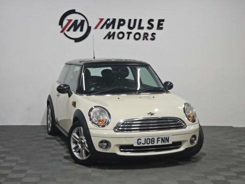 Mini Hatch 1.6 Cooper White