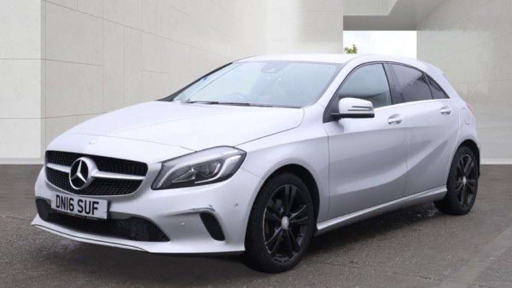 Mercedes-Benz A Class D Sport Premium DN16SUF Silver #2