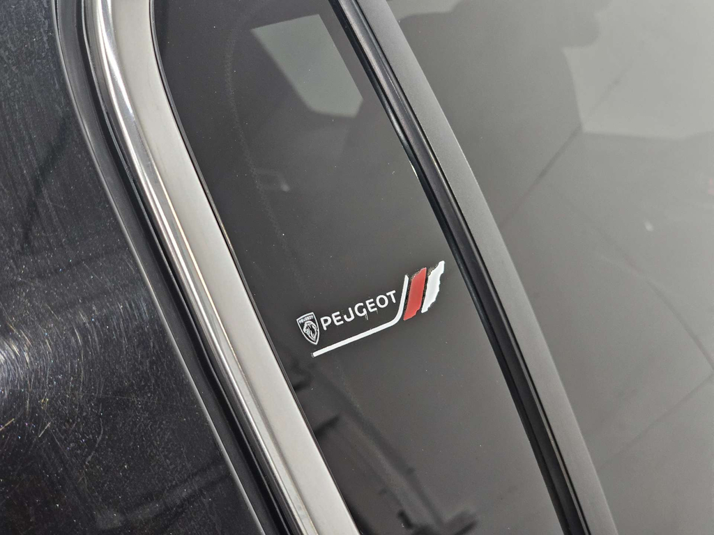 Peugeot 308 1.2 Puretech Active Hatchback Red #75