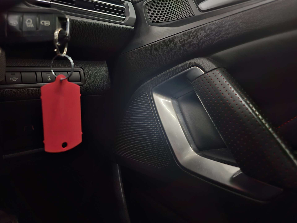 Peugeot 308 1.2 Puretech Active Hatchback Red #60
