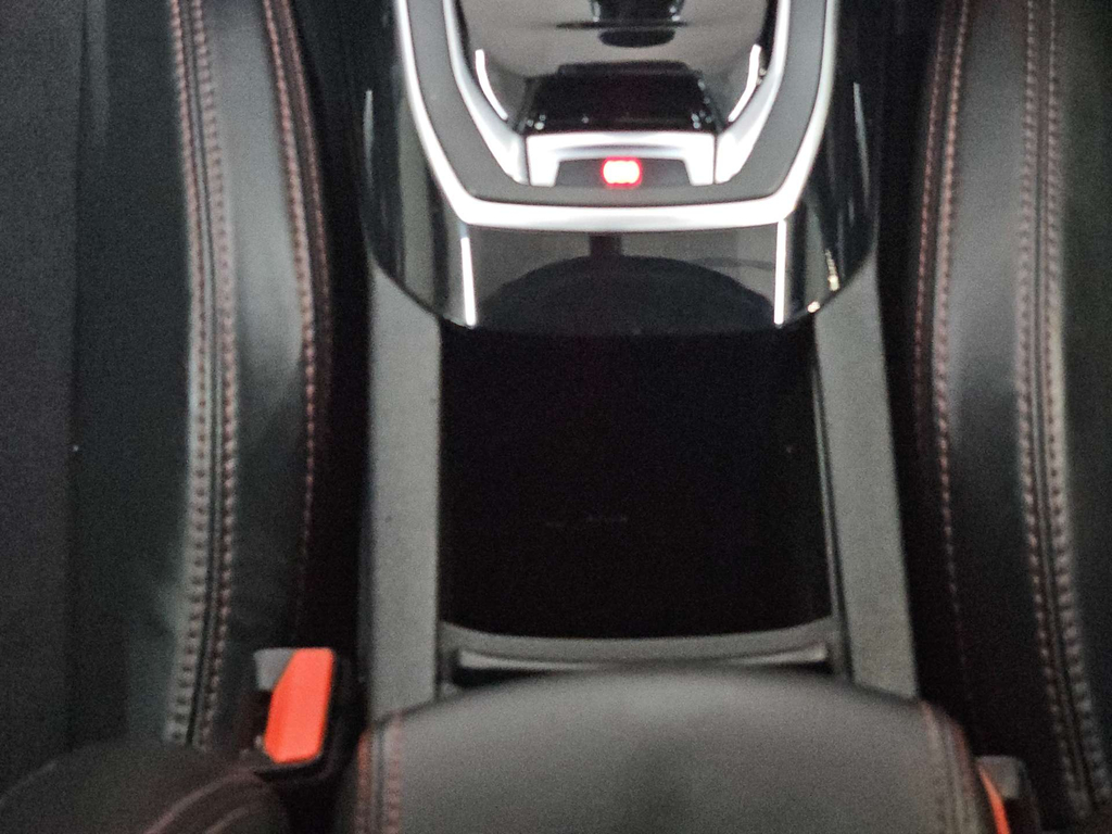 Peugeot 308 1.2 Puretech Active Hatchback Red #27