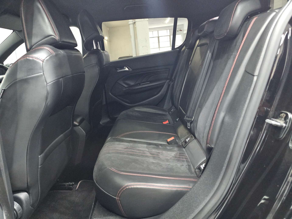 Peugeot 308 1.2 Puretech Active Hatchback Red #16
