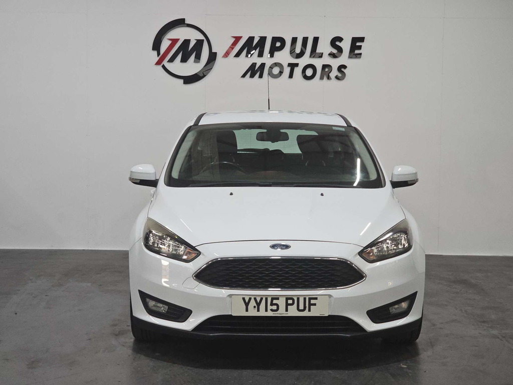 Ford Focus Zetec White #3