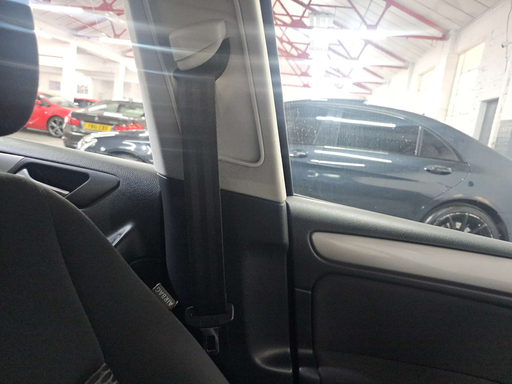 Volkswagen Golf S 79 Bhp Silver #45