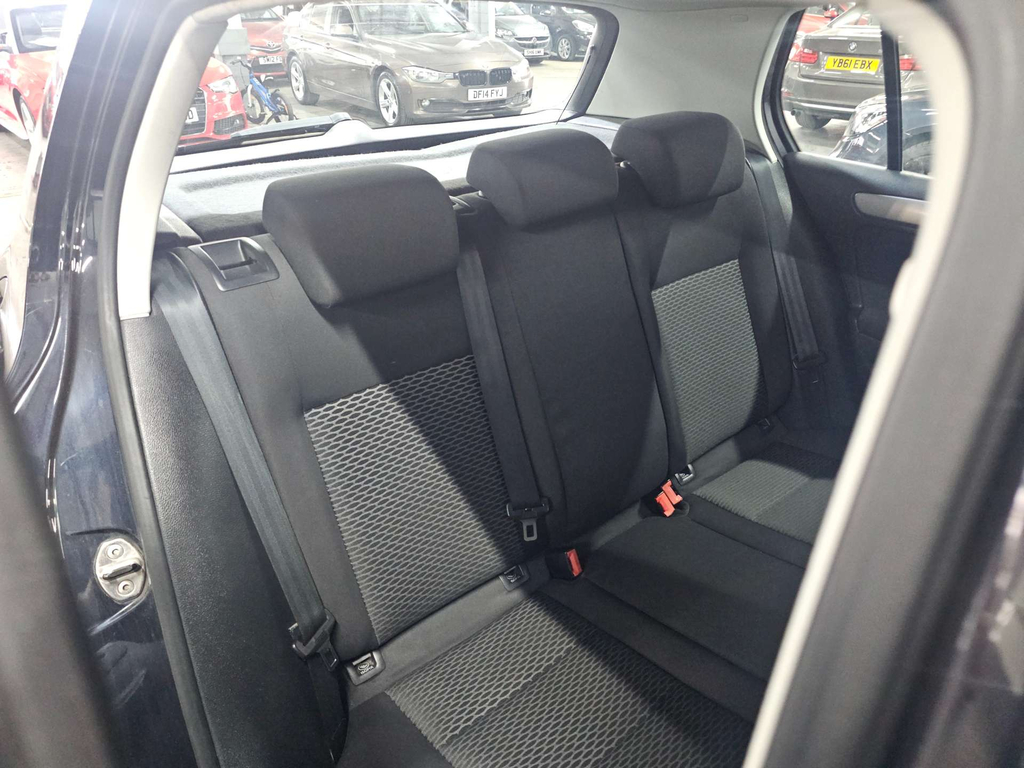 Volkswagen Golf S 79 Bhp Silver #16
