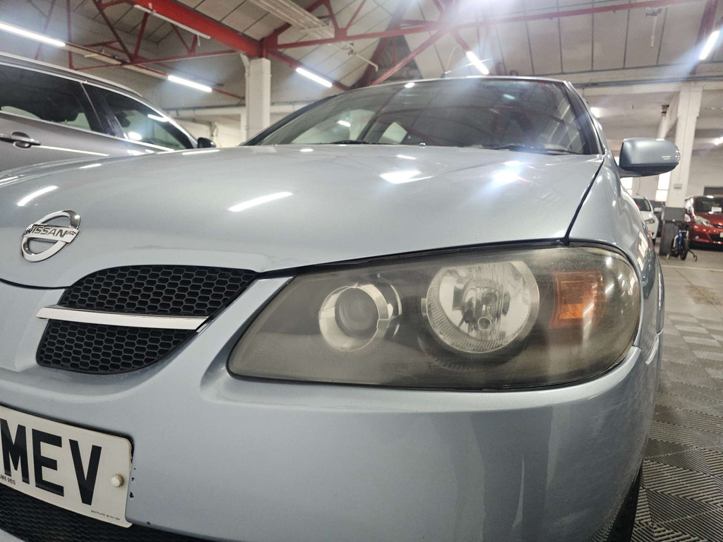 Nissan Almera Hatchback 1.8 Blue #47