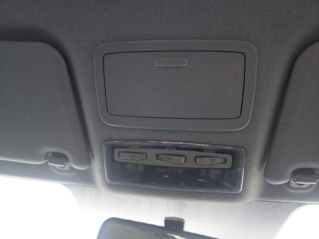 Nissan Almera Hatchback 1.8 Blue #36