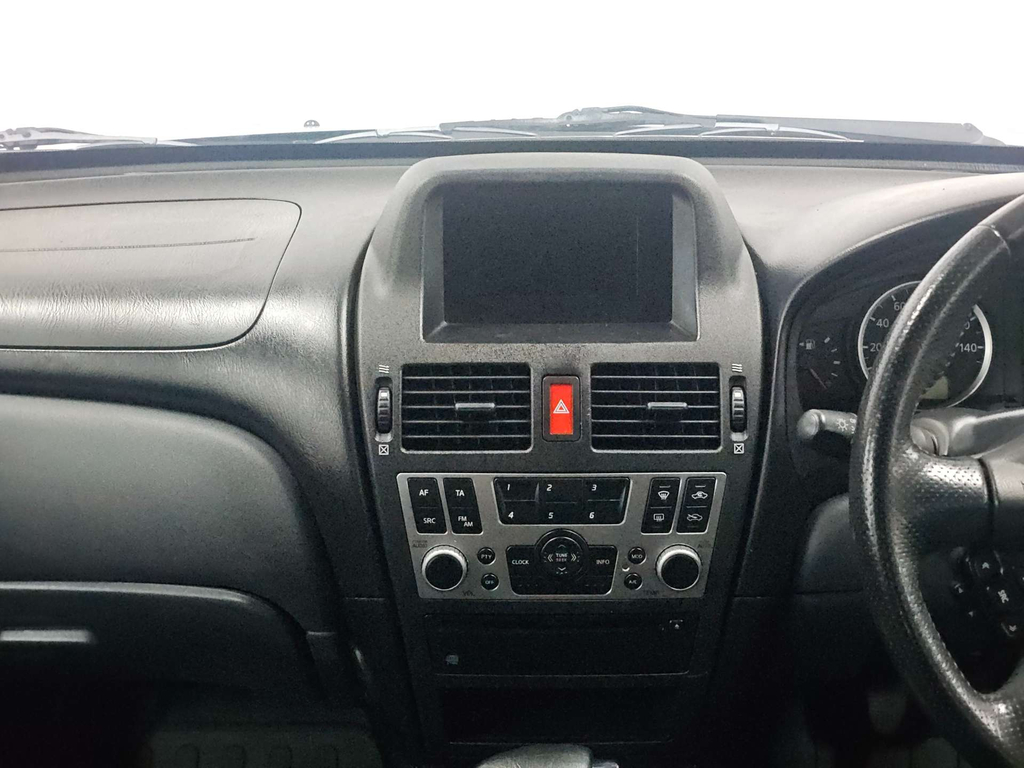 Nissan Almera Hatchback 1.8 Blue #15