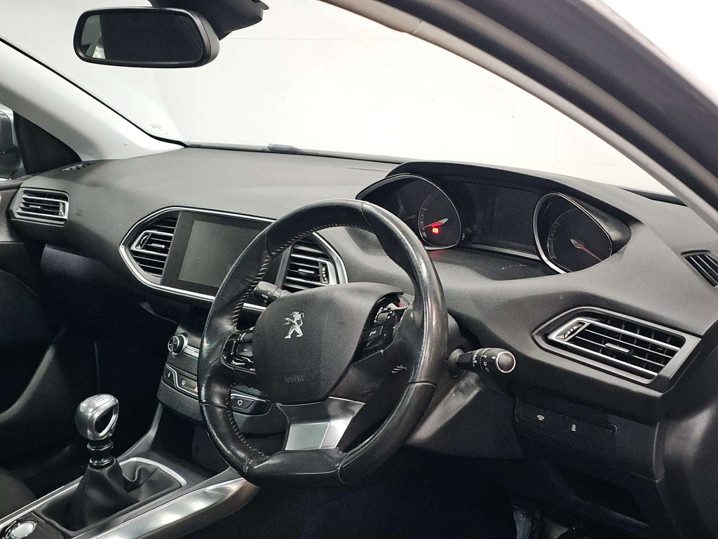 Peugeot 308 Thp Active Red #12