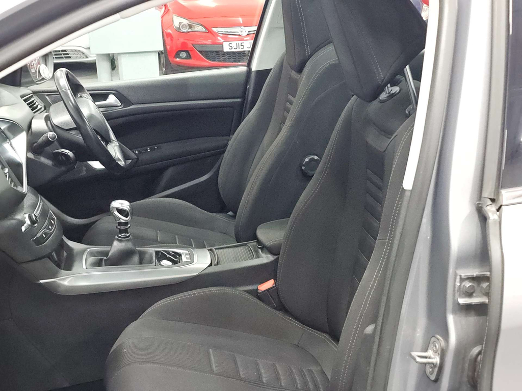 Peugeot 308 Thp Active Red #26