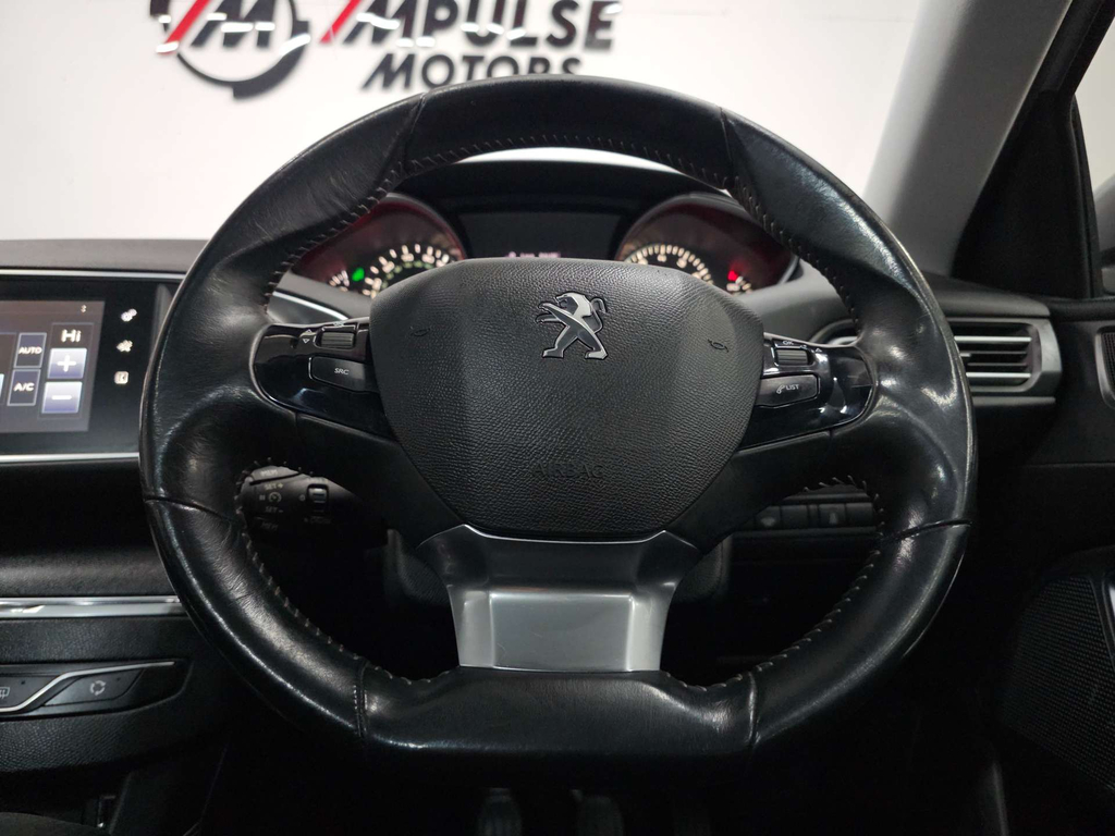 Peugeot 308 Thp Active Red #61