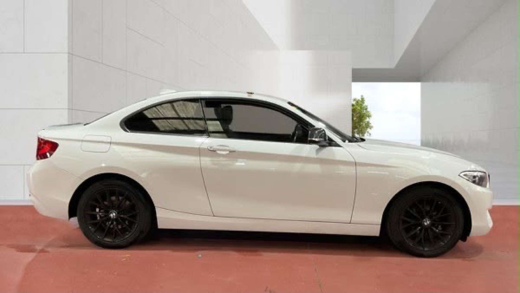 BMW 2 Series Se White #4