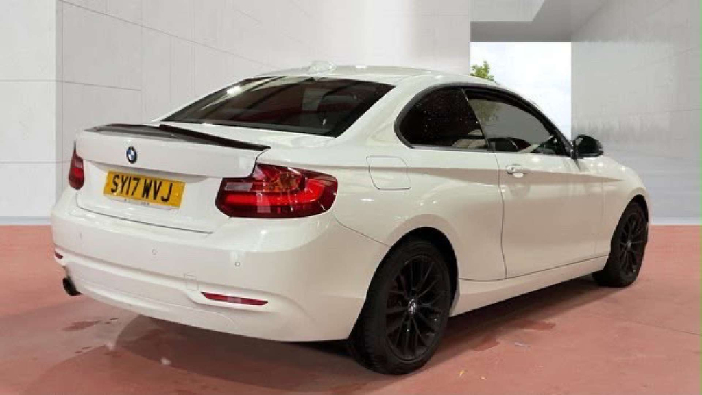 BMW 2 Series Se White #5