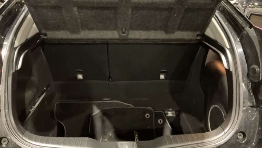 Honda Civic Es-t Silver #8