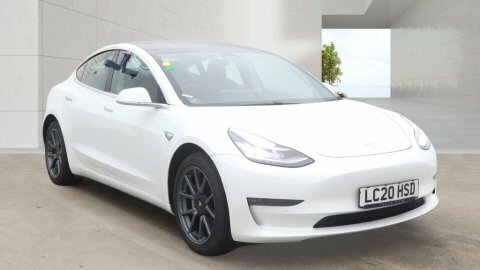 Tesla Model 3 Dual Motor Long White