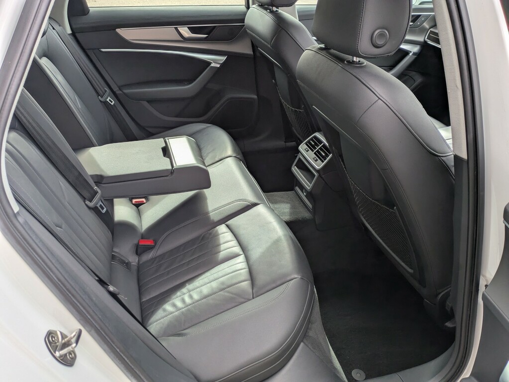 Audi A6 Saloon Se Executive White #16
