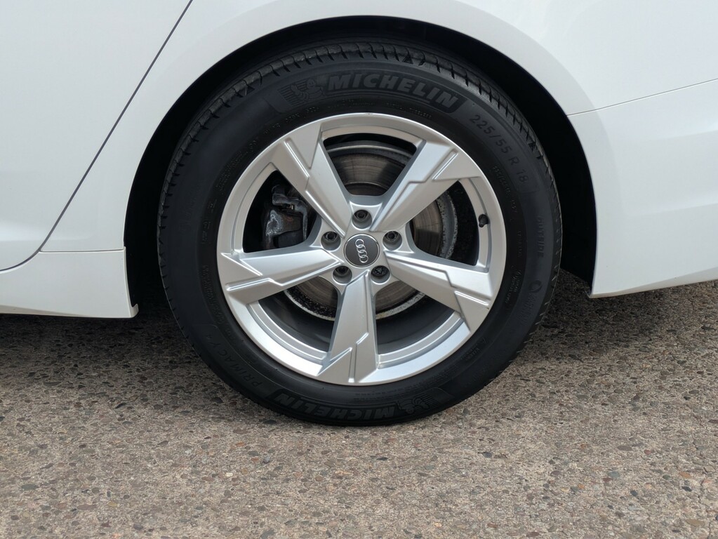 Audi A6 Saloon Se Executive White #31
