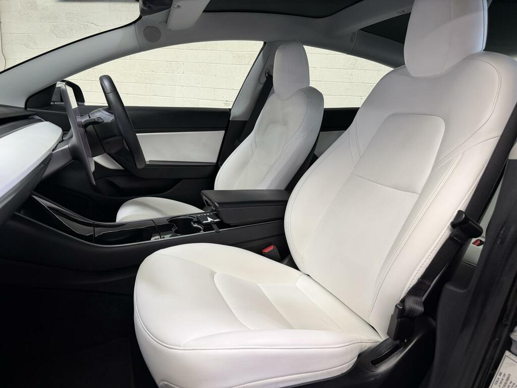 Tesla Model 3 Performance Black #2