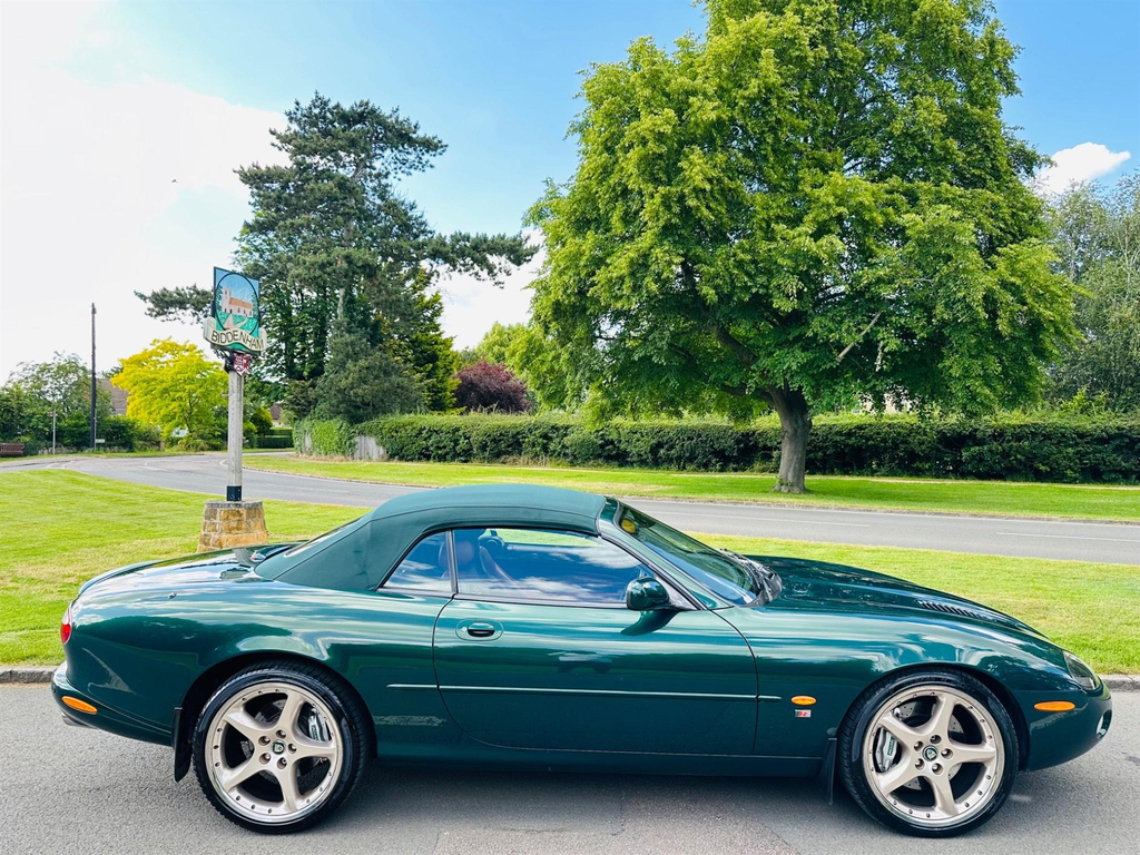 Jaguar XKR 4.2 Supercharged Green #4
