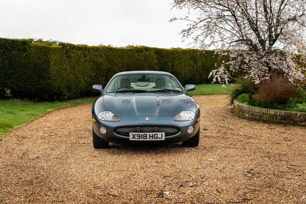 Jaguar XKR 4.2 Supercharged 400 Grey #2
