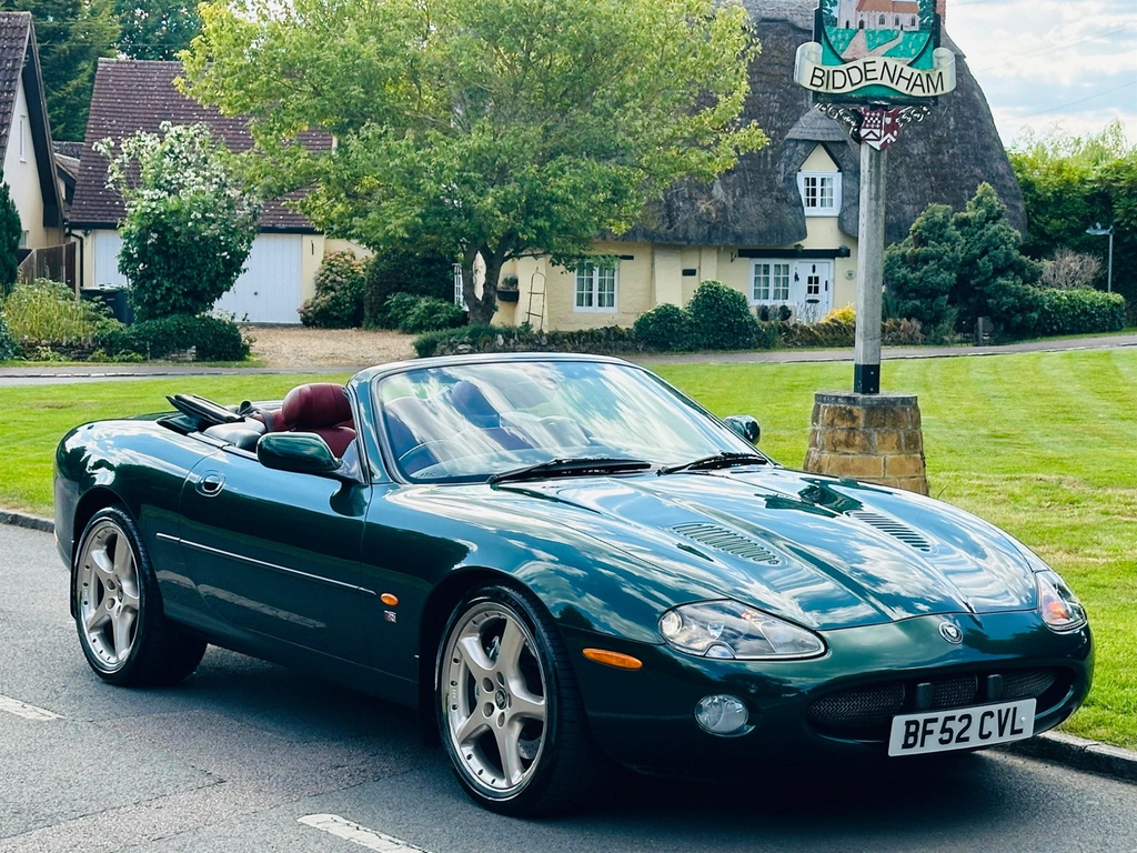 Jaguar XKR Coupe Silver #20
