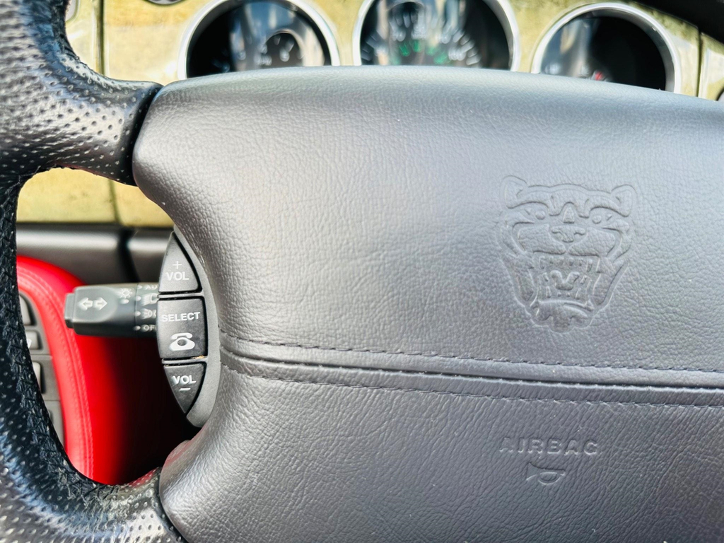Jaguar XKR Coupe Silver #87