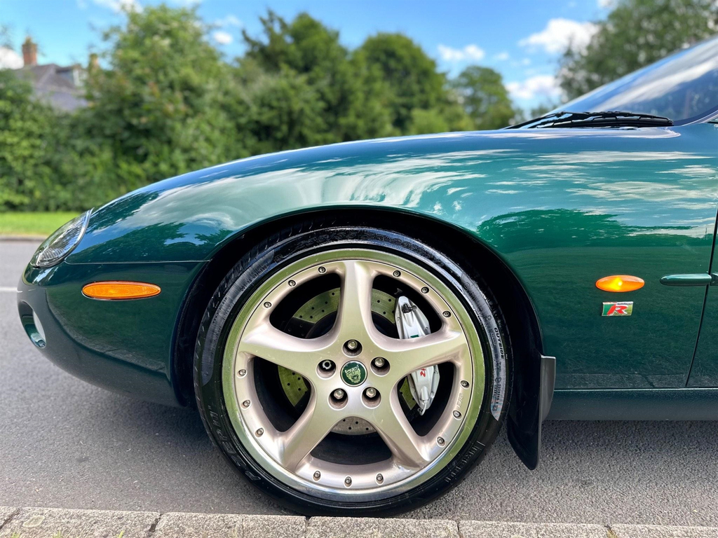 Jaguar XKR Coupe Silver #46