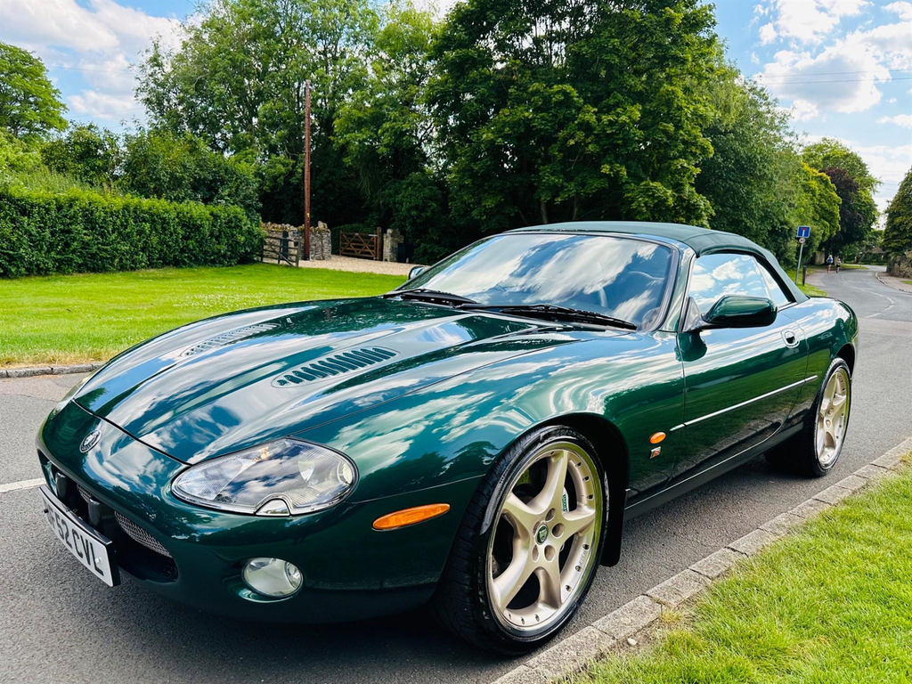 Jaguar XKR Coupe Silver #9