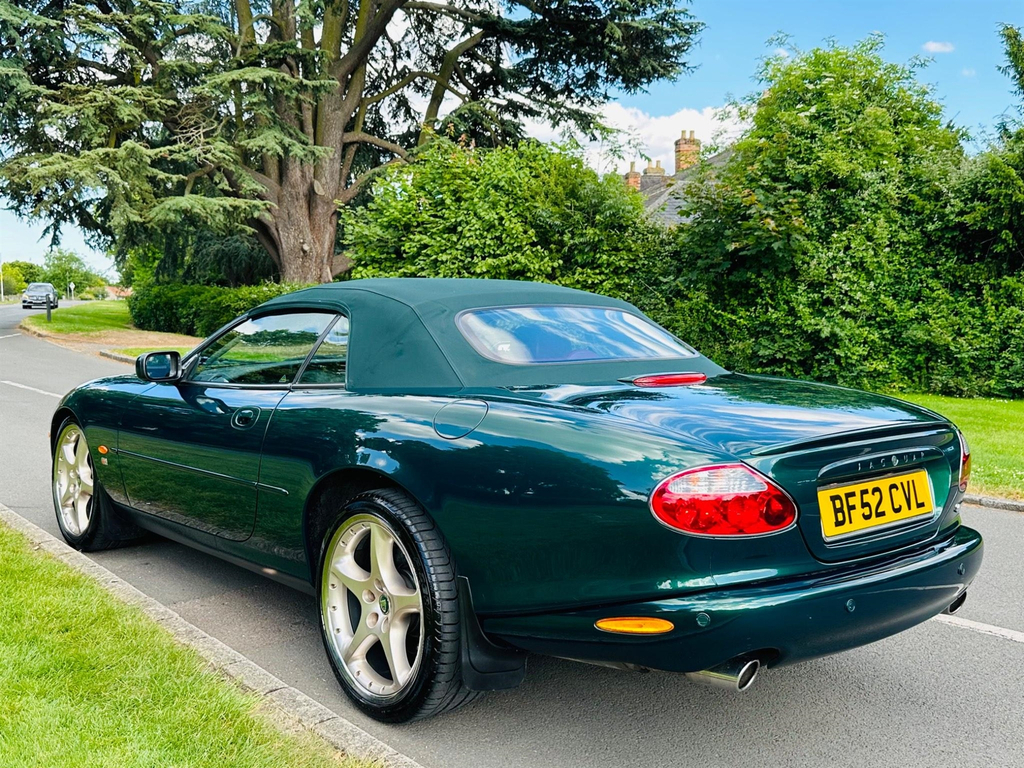 Jaguar XKR Coupe Silver #7