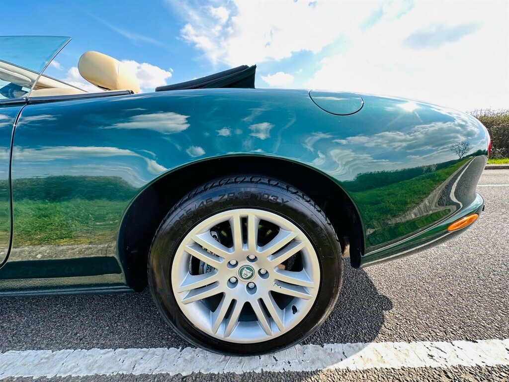 Jaguar XKR Convertible Black #29